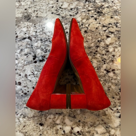 Franco Sarto Coral Suede Pump Pointed Toe 2” Heel Global Size 7 - Picture 3 of 8